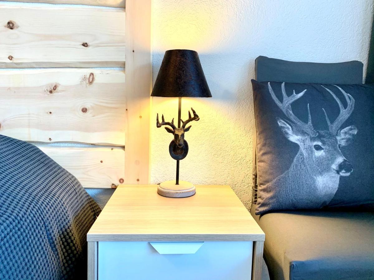 Holiday Apartment Bolgen - Close To Everything! Bolgen, Jakobshorn, Bus Stop, Train Station, Supermarket, Ski School, Ski Rentals, Restaurants And More! ダヴォス・プラッツ エクステリア 写真