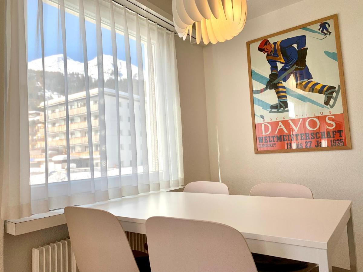 Holiday Apartment Bolgen - Close To Everything! Bolgen, Jakobshorn, Bus Stop, Train Station, Supermarket, Ski School, Ski Rentals, Restaurants And More! ダヴォス・プラッツ エクステリア 写真