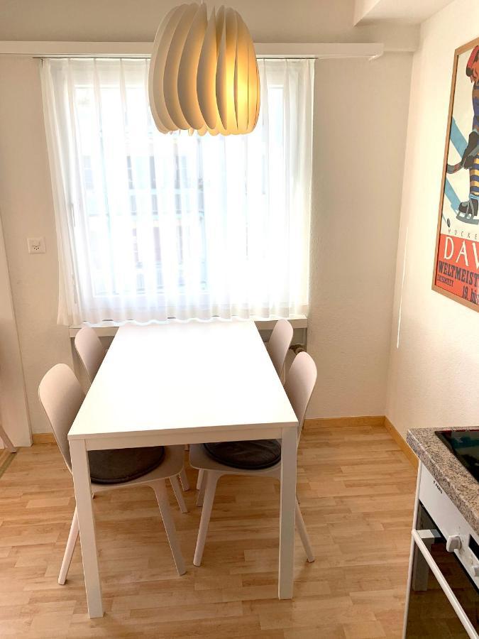 Holiday Apartment Bolgen - Close To Everything! Bolgen, Jakobshorn, Bus Stop, Train Station, Supermarket, Ski School, Ski Rentals, Restaurants And More! ダヴォス・プラッツ エクステリア 写真