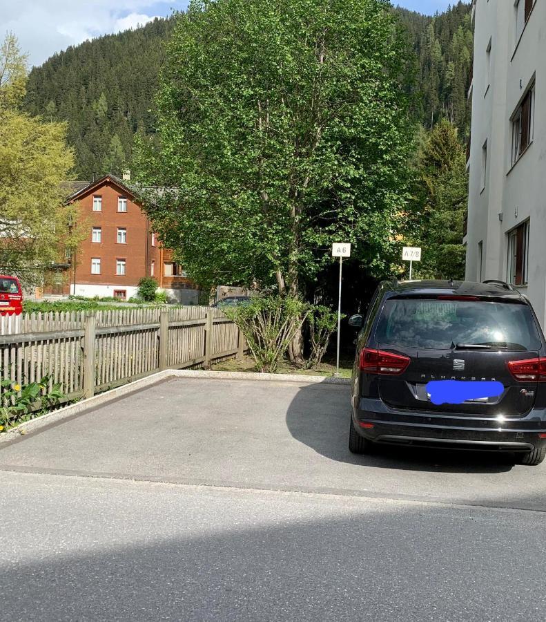 Holiday Apartment Bolgen - Close To Everything! Bolgen, Jakobshorn, Bus Stop, Train Station, Supermarket, Ski School, Ski Rentals, Restaurants And More! ダヴォス・プラッツ エクステリア 写真