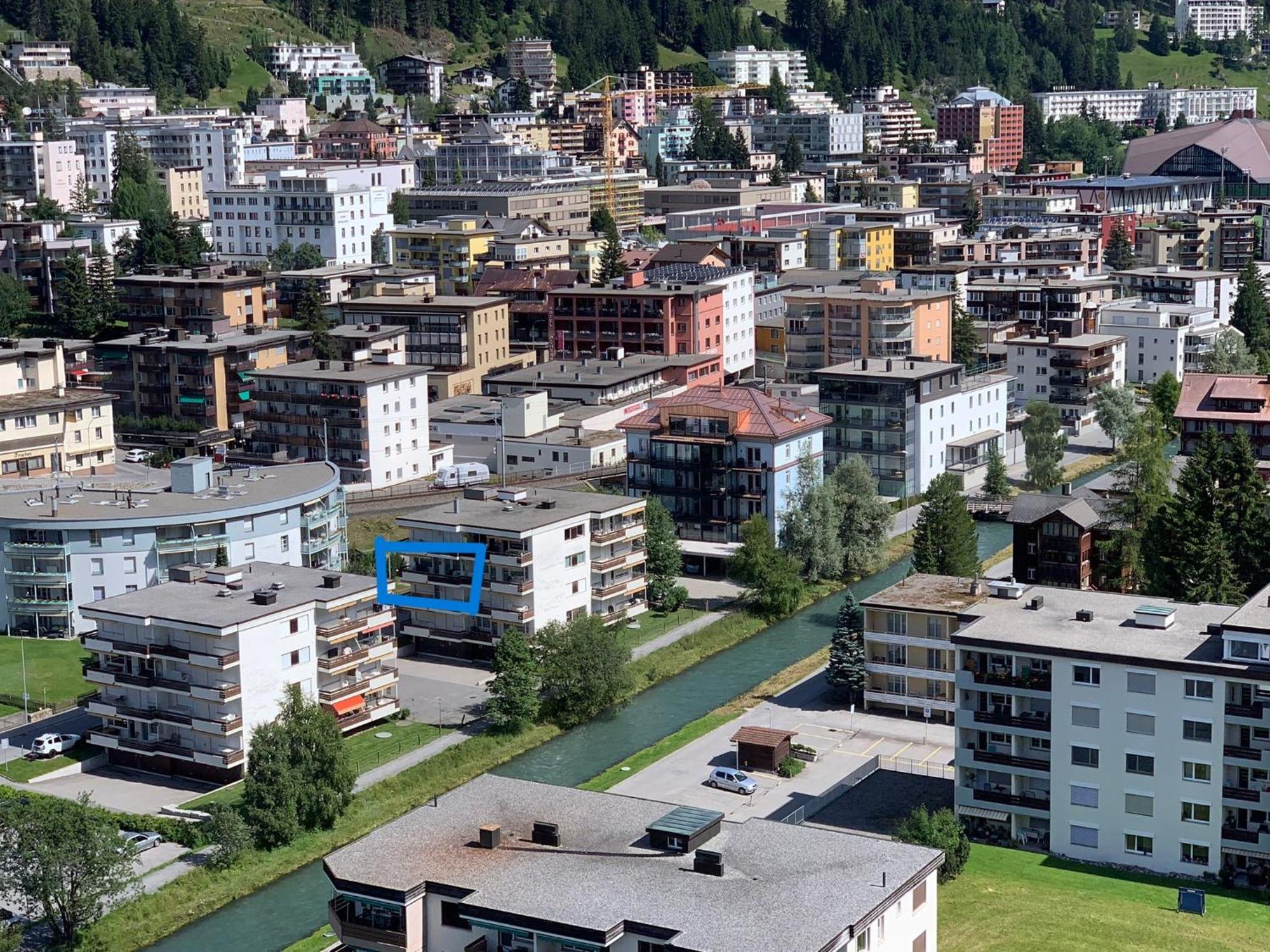 Holiday Apartment Bolgen - Close To Everything! Bolgen, Jakobshorn, Bus Stop, Train Station, Supermarket, Ski School, Ski Rentals, Restaurants And More! ダヴォス・プラッツ エクステリア 写真